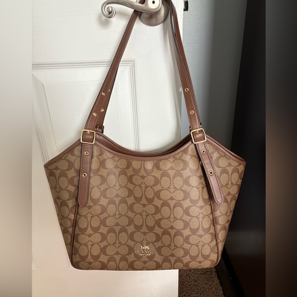 Coach tote bag.